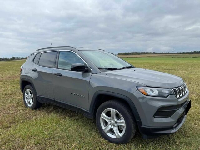 Серый Джип Компас, объемом двигателя 0 л и пробегом 71 тыс. км за 13400 $, фото 4 на Automoto.ua