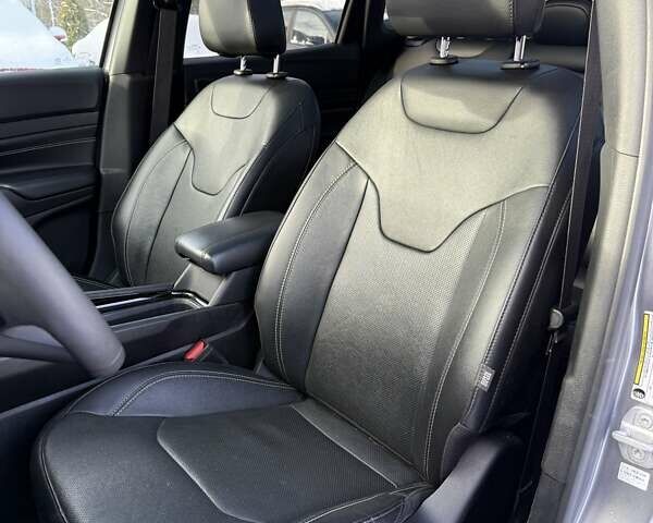 Сірий Джип Compass, об'ємом двигуна 2 л та пробігом 70 тис. км за 22300 $, фото 41 на Automoto.ua