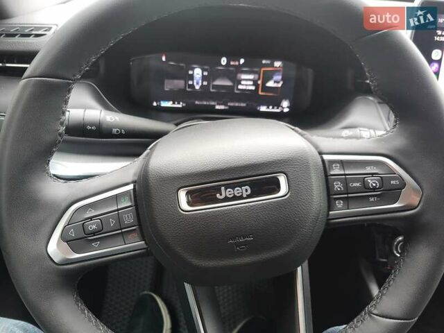 Серый Джип Компас, объемом двигателя 2 л и пробегом 41 тыс. км за 24500 $, фото 4 на Automoto.ua