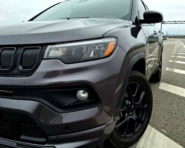 Серый Джип Компас, объемом двигателя 2.36 л и пробегом 80 тыс. км за 18850 $, фото 13 на Automoto.ua