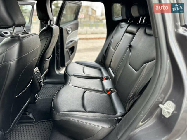 Серый Джип Компас, объемом двигателя 2 л и пробегом 1 тыс. км за 23000 $, фото 31 на Automoto.ua