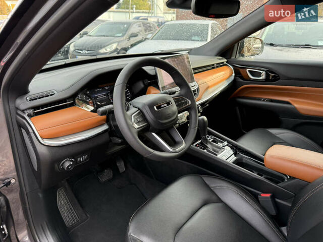 Сірий Джип Compass, об'ємом двигуна 2 л та пробігом 12 тис. км за 22999 $, фото 31 на Automoto.ua