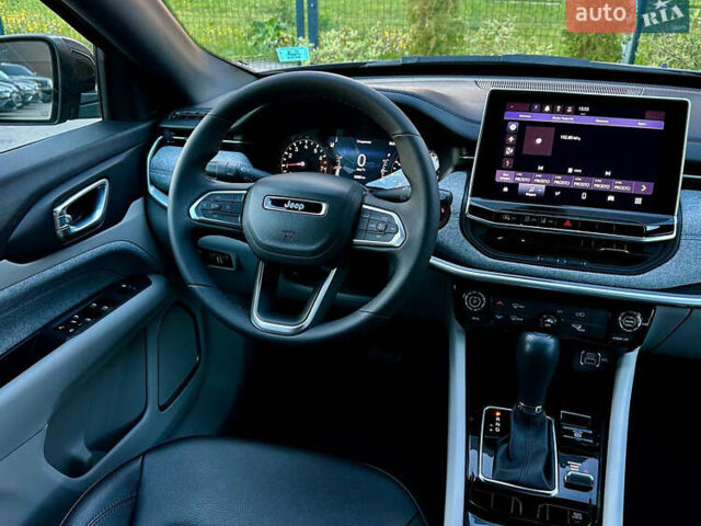 Серый Джип Компас, объемом двигателя 2 л и пробегом 9 тыс. км за 24900 $, фото 34 на Automoto.ua