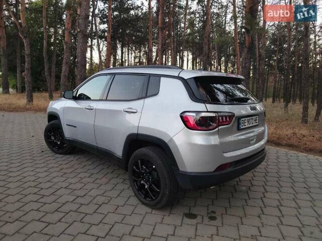 Сірий Джип Compass, об'ємом двигуна 2 л та пробігом 1 тис. км за 26000 $, фото 6 на Automoto.ua