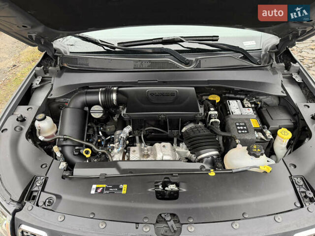 Сірий Джип Compass, об'ємом двигуна 2 л та пробігом 9 тис. км за 22850 $, фото 25 на Automoto.ua