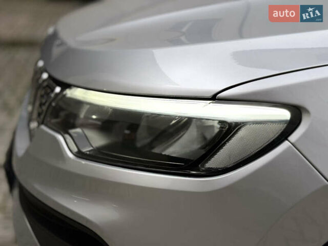 Сірий Джип Compass, об'ємом двигуна 2 л та пробігом 25 тис. км за 24000 $, фото 12 на Automoto.ua