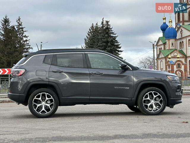 Серый Джип Компас, объемом двигателя 2 л и пробегом 1 тыс. км за 23000 $, фото 21 на Automoto.ua