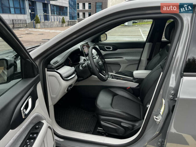 Серый Джип Компас, объемом двигателя 2 л и пробегом 9 тыс. км за 25000 $, фото 8 на Automoto.ua