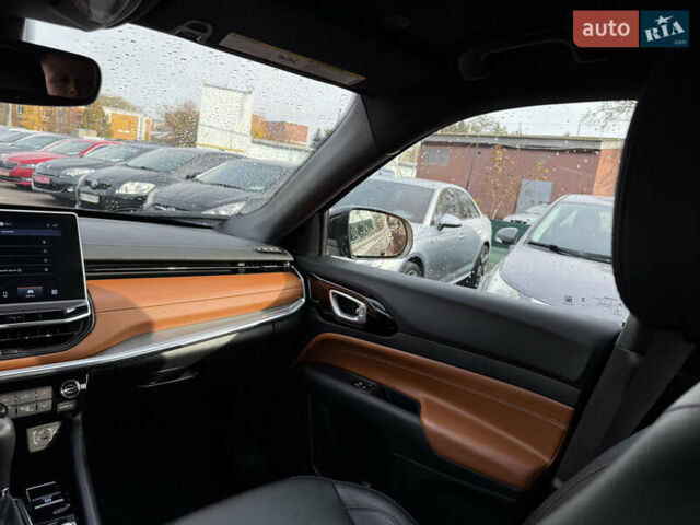 Сірий Джип Compass, об'ємом двигуна 2 л та пробігом 12 тис. км за 22999 $, фото 24 на Automoto.ua