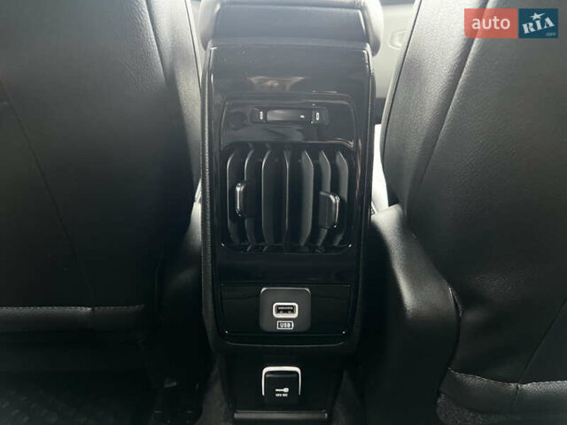 Сірий Джип Compass, об'ємом двигуна 2 л та пробігом 9 тис. км за 22850 $, фото 22 на Automoto.ua