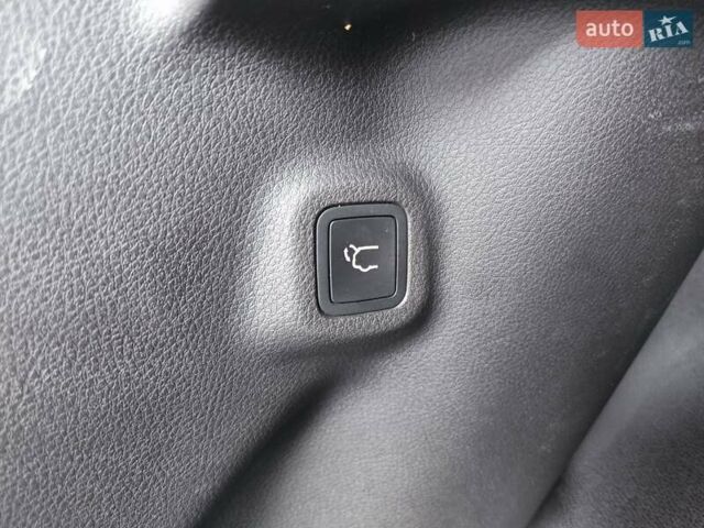 Серый Джип Компас, объемом двигателя 1.47 л и пробегом 22 тыс. км за 27990 $, фото 31 на Automoto.ua