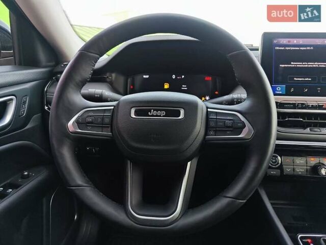 Серый Джип Компас, объемом двигателя 1.47 л и пробегом 22 тыс. км за 27990 $, фото 14 на Automoto.ua