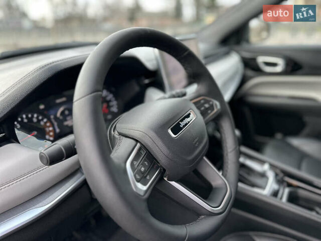 Серый Джип Компас, объемом двигателя 2 л и пробегом 1 тыс. км за 23000 $, фото 35 на Automoto.ua