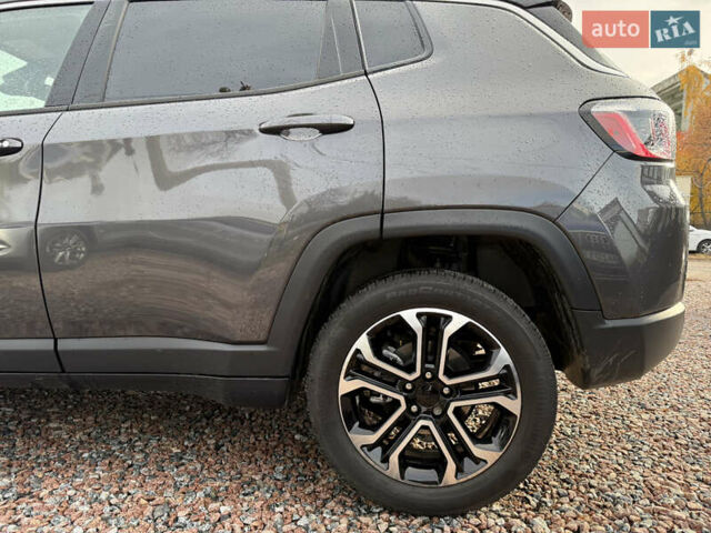 Сірий Джип Compass, об'ємом двигуна 2 л та пробігом 12 тис. км за 22999 $, фото 20 на Automoto.ua