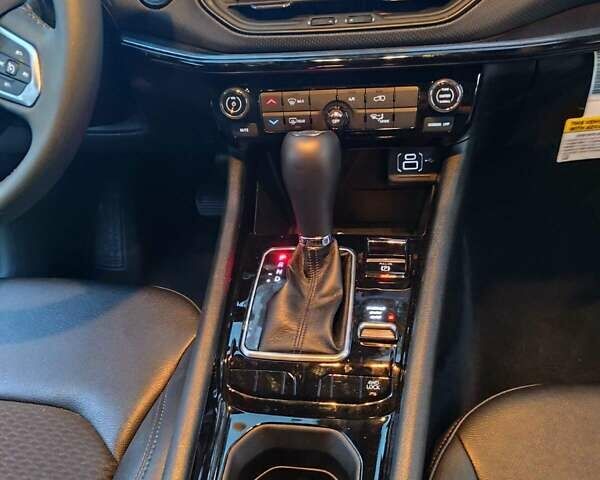 Сірий Джип Compass, об'ємом двигуна 2 л та пробігом 1 тис. км за 26000 $, фото 11 на Automoto.ua