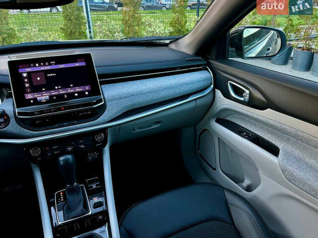 Серый Джип Компас, объемом двигателя 2 л и пробегом 9 тыс. км за 24900 $, фото 33 на Automoto.ua