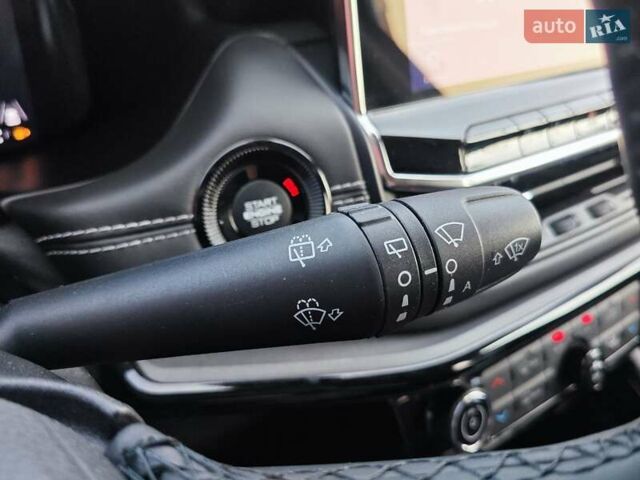 Серый Джип Компас, объемом двигателя 1.47 л и пробегом 22 тыс. км за 27990 $, фото 27 на Automoto.ua