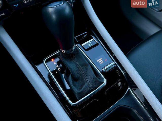 Серый Джип Компас, объемом двигателя 2 л и пробегом 9 тыс. км за 24900 $, фото 27 на Automoto.ua