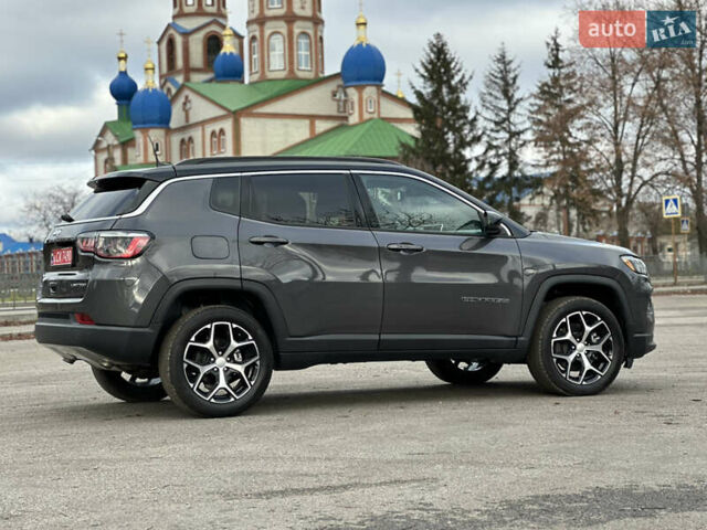 Серый Джип Компас, объемом двигателя 2 л и пробегом 1 тыс. км за 23000 $, фото 11 на Automoto.ua