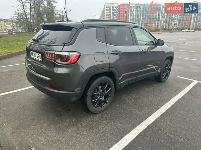 Серый Джип Компас, объемом двигателя 2 л и пробегом 23 тыс. км за 23300 $, фото 2 на Automoto.ua