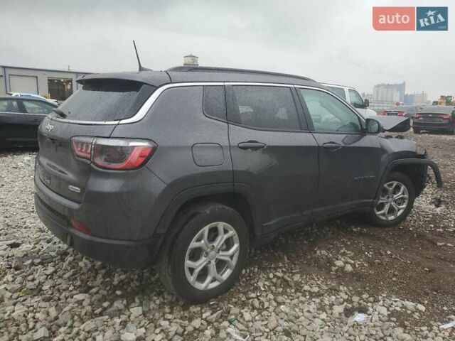 Сірий Джип Compass, об'ємом двигуна 2 л та пробігом 19 тис. км за 12400 $, фото 2 на Automoto.ua