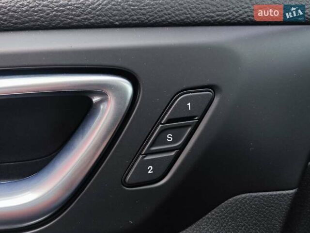 Серый Джип Компас, объемом двигателя 1.47 л и пробегом 22 тыс. км за 27990 $, фото 29 на Automoto.ua