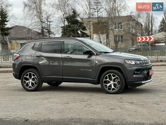 Серый Джип Компас, объемом двигателя 2 л и пробегом 1 тыс. км за 23000 $, фото 17 на Automoto.ua