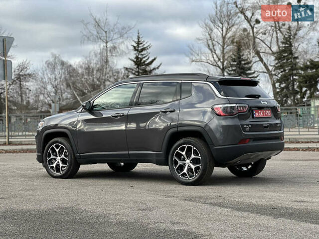 Серый Джип Компас, объемом двигателя 2 л и пробегом 1 тыс. км за 23000 $, фото 16 на Automoto.ua