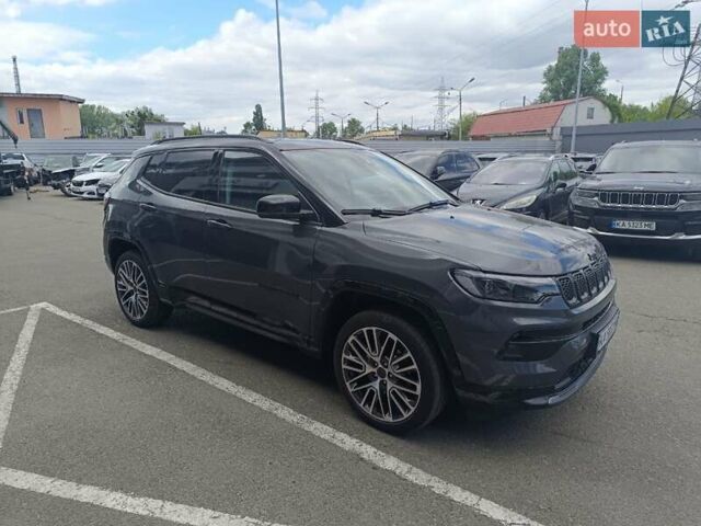 Сірий Джип Compass, об'ємом двигуна 1.47 л та пробігом 22 тис. км за 32500 $, фото 2 на Automoto.ua