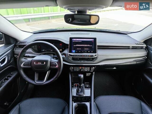 Серый Джип Компас, объемом двигателя 1.47 л и пробегом 22 тыс. км за 27990 $, фото 12 на Automoto.ua