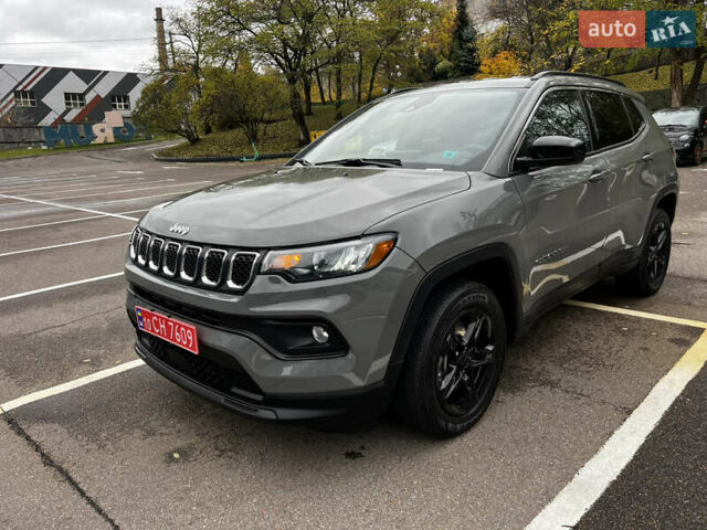 Серый Джип Компас, объемом двигателя 2 л и пробегом 9 тыс. км за 25000 $, фото 1 на Automoto.ua