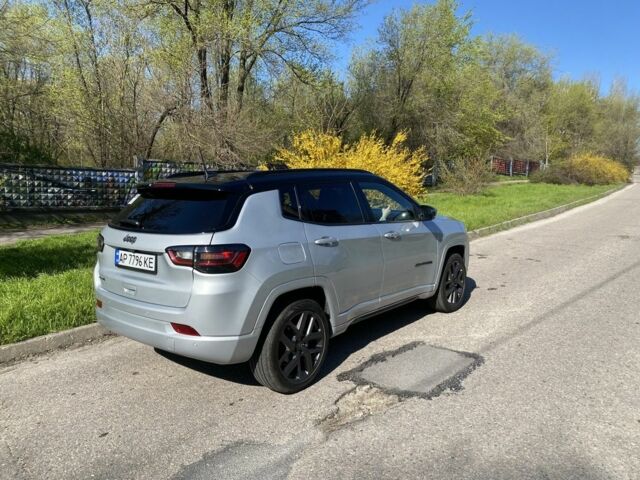 Серый Джип Компас, объемом двигателя 2 л и пробегом 13 тыс. км за 26500 $, фото 2 на Automoto.ua