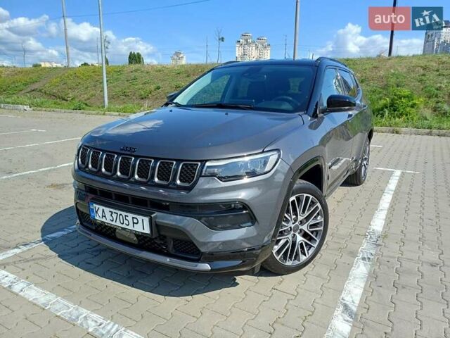 Серый Джип Компас, объемом двигателя 1.47 л и пробегом 22 тыс. км за 29500 $, фото 2 на Automoto.ua