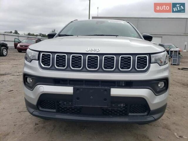 Сірий Джип Compass, об'ємом двигуна 2 л та пробігом 16 тис. км за 6000 $, фото 3 на Automoto.ua