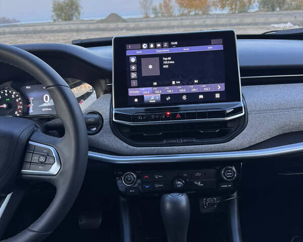 Серый Джип Компас, объемом двигателя 2 л и пробегом 22 тыс. км за 21700 $, фото 5 на Automoto.ua