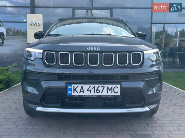Серый Джип Компас, объемом двигателя 1.47 л и пробегом 13 тыс. км за 29712 $, фото 2 на Automoto.ua