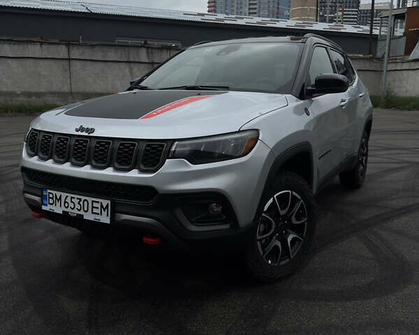 Сірий Джип Compass, об'ємом двигуна 2 л та пробігом 5 тис. км за 25500 $, фото 2 на Automoto.ua