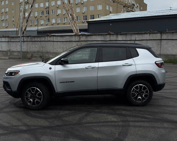 Сірий Джип Compass, об'ємом двигуна 2 л та пробігом 5 тис. км за 25500 $, фото 13 на Automoto.ua