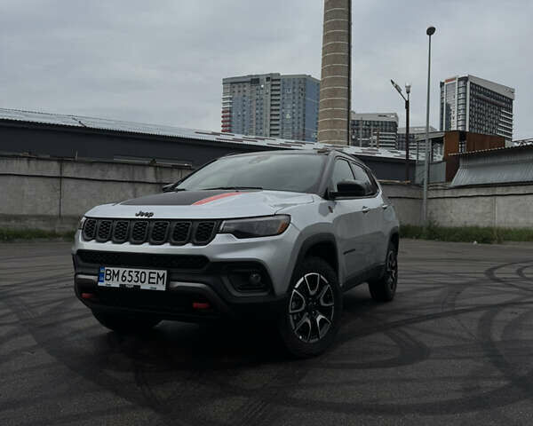 Сірий Джип Compass, об'ємом двигуна 2 л та пробігом 5 тис. км за 25500 $, фото 1 на Automoto.ua