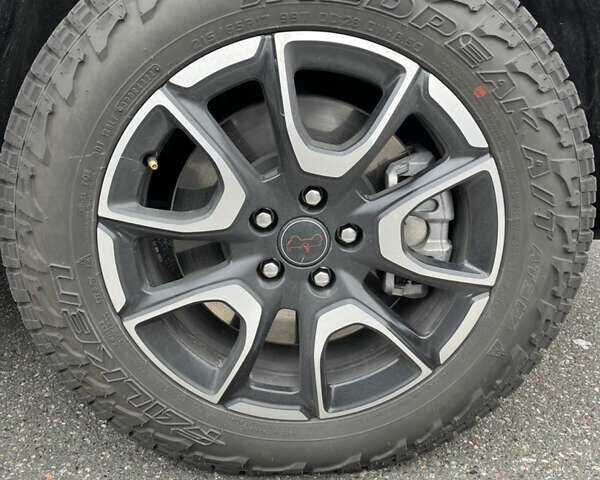 Сірий Джип Compass, об'ємом двигуна 2 л та пробігом 5 тис. км за 25500 $, фото 28 на Automoto.ua