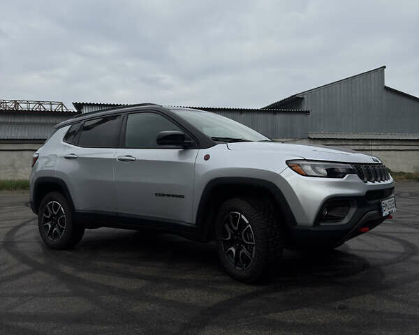 Сірий Джип Compass, об'ємом двигуна 2 л та пробігом 5 тис. км за 25500 $, фото 7 на Automoto.ua