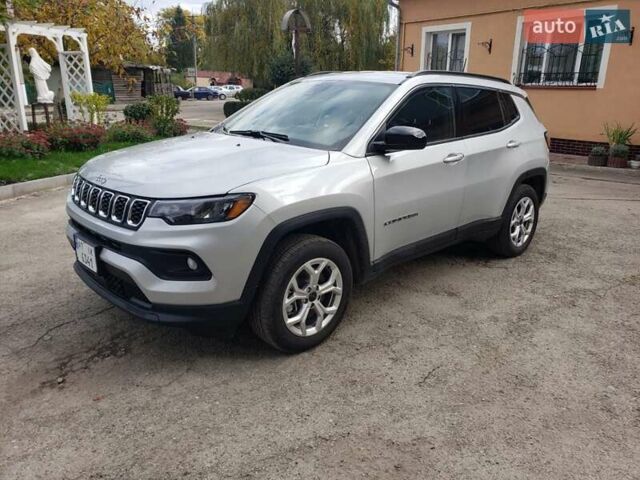 Джип Компас 2025 в Ивано-Франковске на Automoto.ua Серый Джип Компас, объемом двигателя 2 л и пробегом 3 тыс. км за 42500 $, фото 3 на Automoto.ua