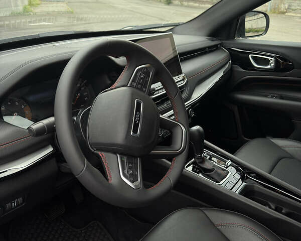 Сірий Джип Compass, об'ємом двигуна 2 л та пробігом 5 тис. км за 25500 $, фото 25 на Automoto.ua