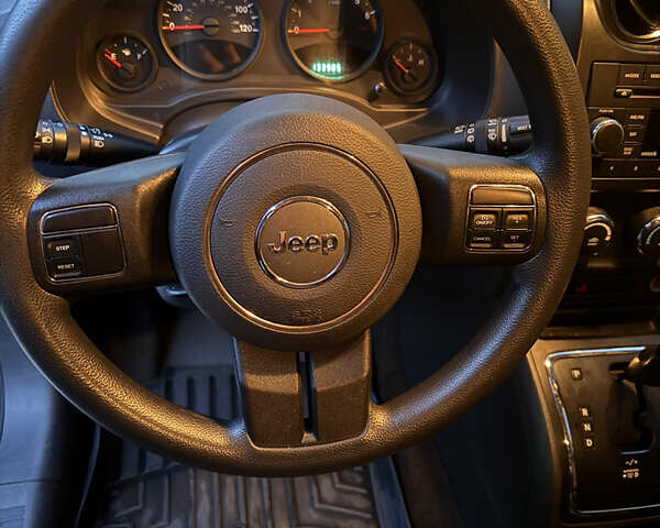 Синій Джип Compass, об'ємом двигуна 2.36 л та пробігом 212 тис. км за 9250 $, фото 3 на Automoto.ua