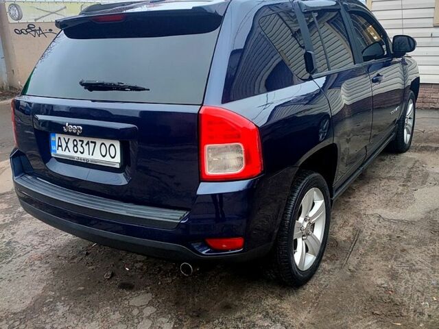 Синій Джип Compass, об'ємом двигуна 2.4 л та пробігом 200 тис. км за 9250 $, фото 2 на Automoto.ua