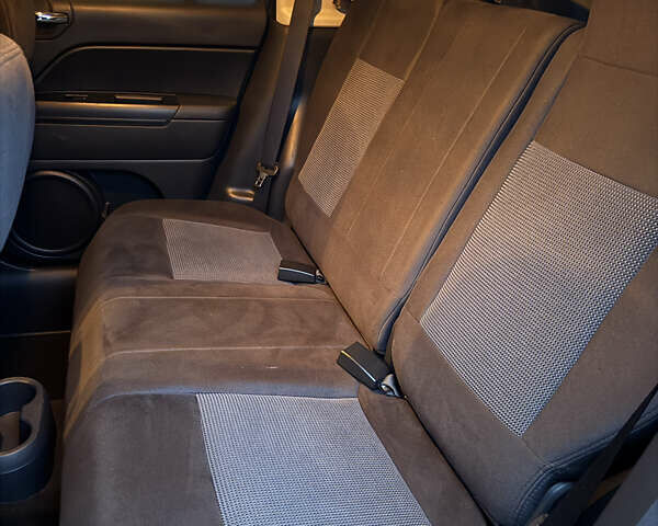 Синій Джип Compass, об'ємом двигуна 2.36 л та пробігом 212 тис. км за 9250 $, фото 6 на Automoto.ua