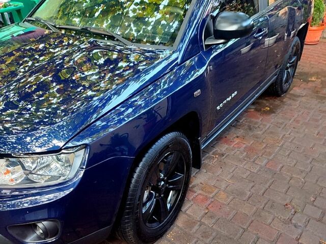 Синій Джип Compass, об'ємом двигуна 2.1 л та пробігом 160 тис. км за 9500 $, фото 4 на Automoto.ua