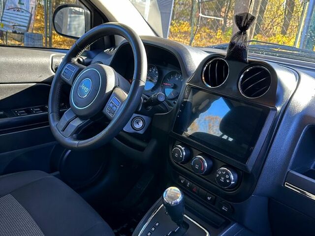 Синій Джип Compass, об'ємом двигуна 2.4 л та пробігом 217 тис. км за 8999 $, фото 9 на Automoto.ua