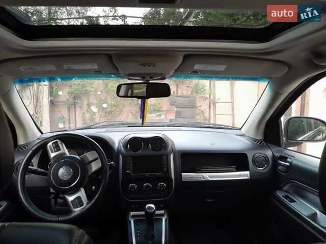 Синій Джип Compass, об'ємом двигуна 2 л та пробігом 133 тис. км за 10500 $, фото 6 на Automoto.ua