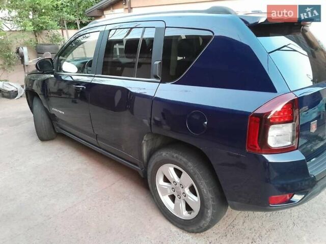Синій Джип Compass, об'ємом двигуна 2 л та пробігом 133 тис. км за 10500 $, фото 2 на Automoto.ua